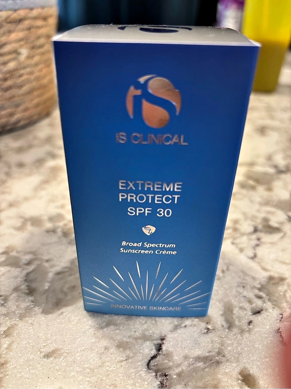 IS Clinical Extreme Protect SPF 30 Sunscreen NWT